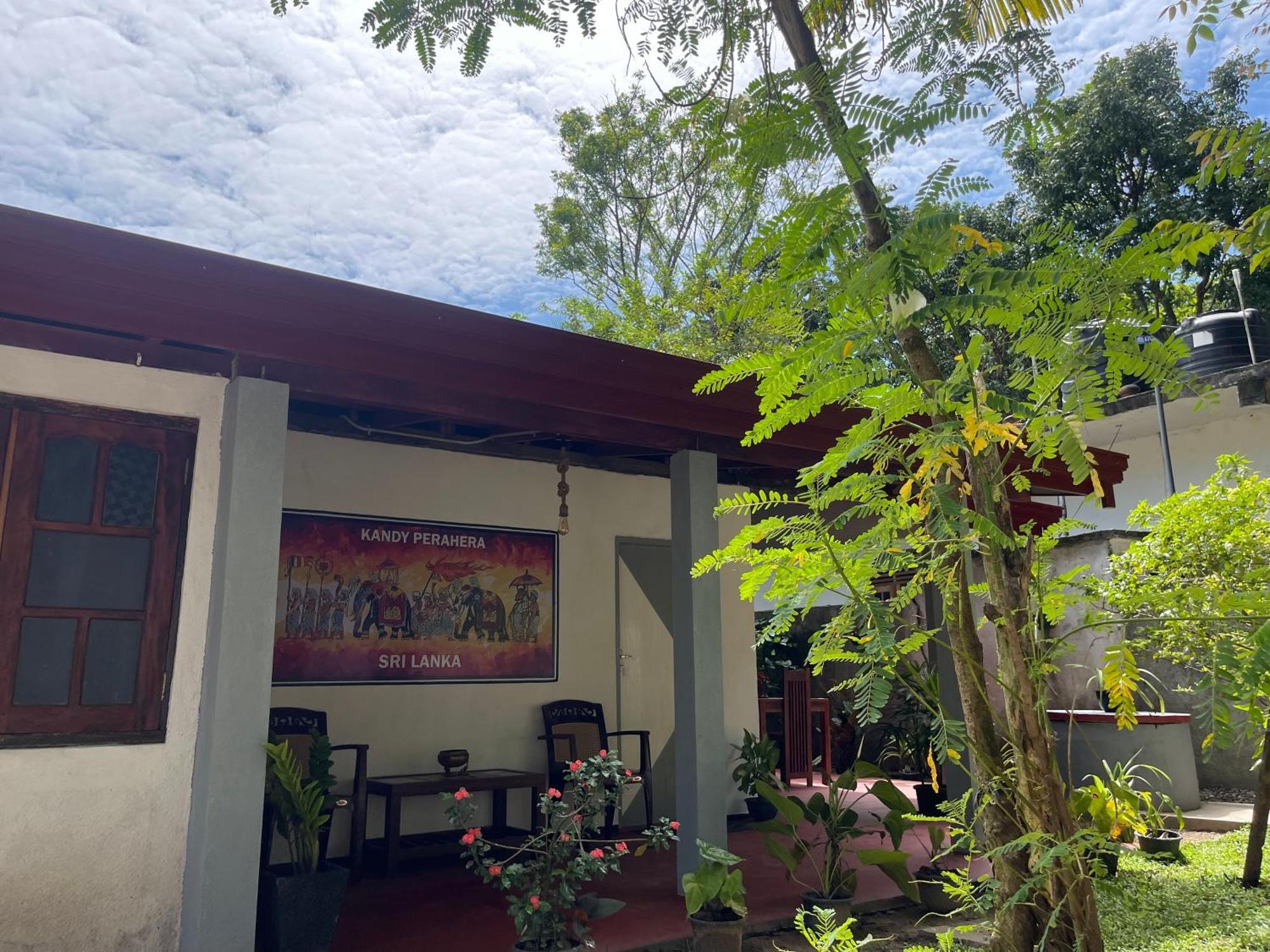 Ostello Surf Resort Ahangama Rum bild
